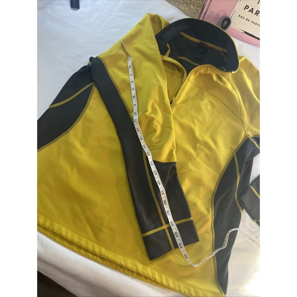 The North Face Men's Pull-Over Jacket -‎ Vintage Yellow & Gray -large 474